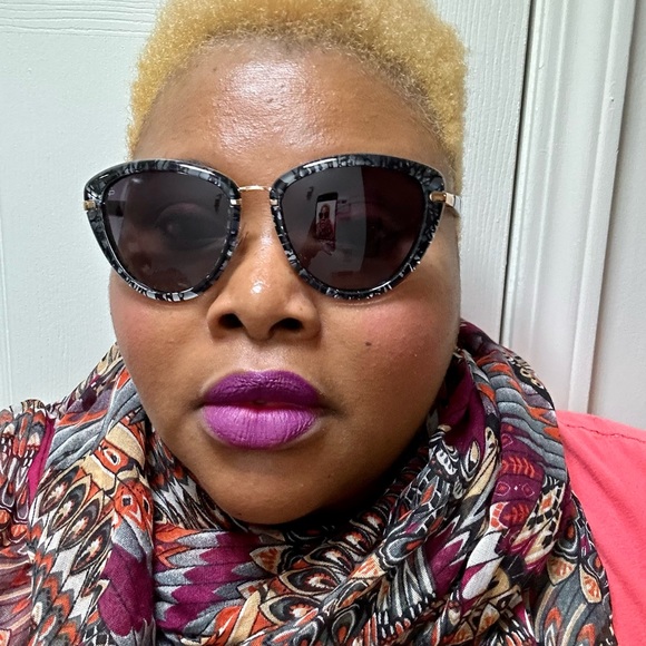 Privé Revaux The Monet Sunglasses Black/Gray - Picture 6 of 6